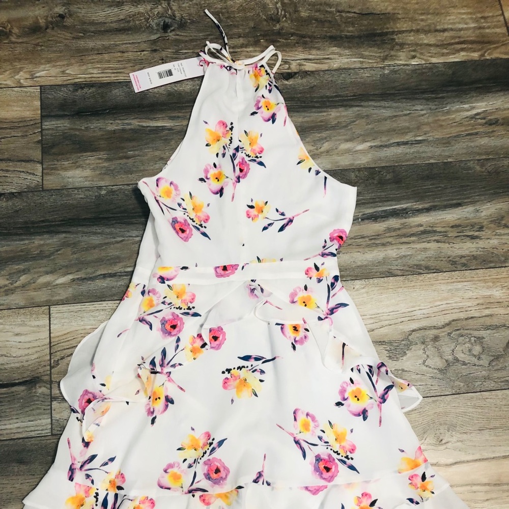 Dress - Picture 4 of 5